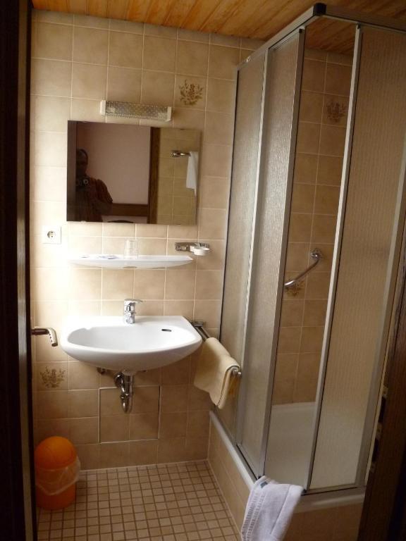 Hotel Deutsche Eiche In نورتهايم الغرفة الصورة