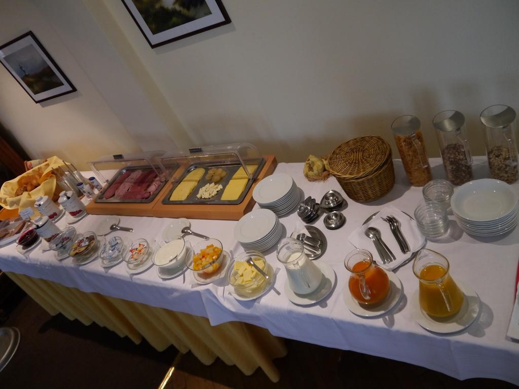 Hotel Deutsche Eiche In نورتهايم المظهر الخارجي الصورة